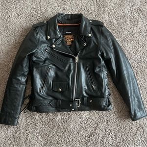 Ladies Leather Motorcycle Jacket with Zip-out Lining